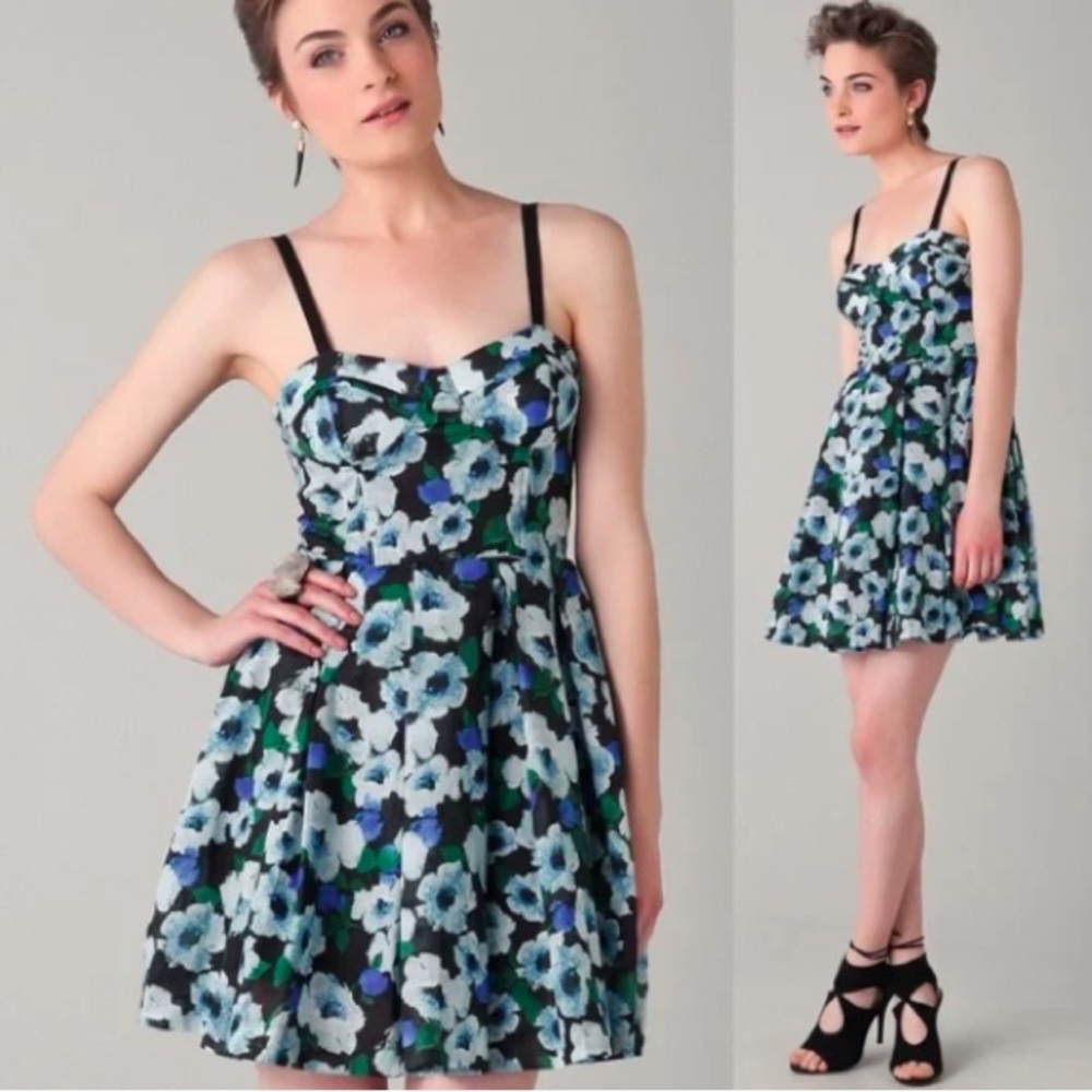BB Dakota Women's Blue Floral Corset Style Dress size 2